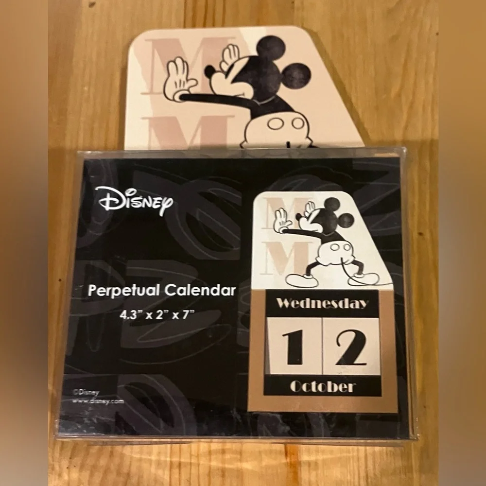 New Disney Perpetual Calendar - Black and Cream Mickey Mouse
